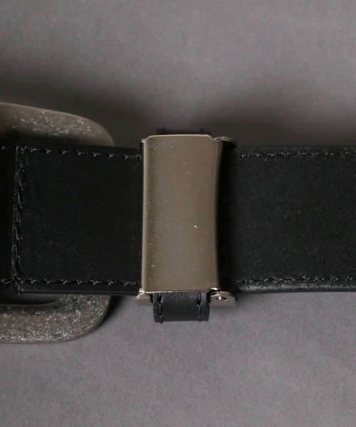 Levi's（リーバイス）の「【Levi's】スクエアバックル35mmステッチ レザーベルト（ベルト・メンズ・ブラック/ダークブラウン/ブラウン・FREE）」の7枚目の写真