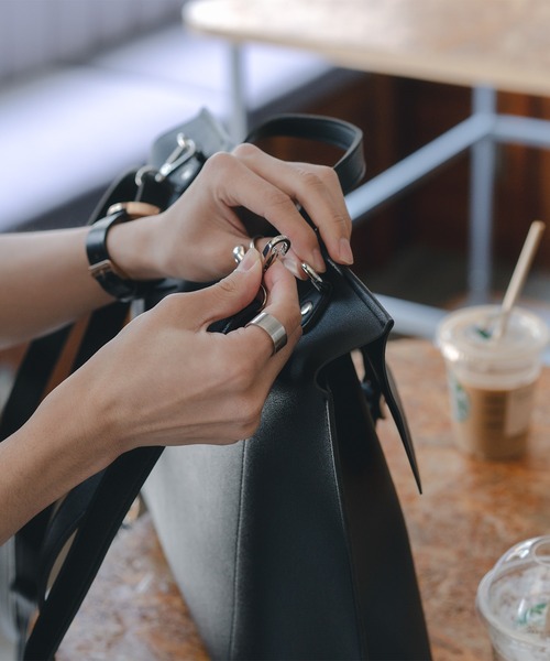 epnok（エプノック）の「３WAYメッセンジャーバッグ（バックパック/リュック・メンズ・グレイッシュベージュ/ブラウン/ブラック・FREE）」の22枚目の写真