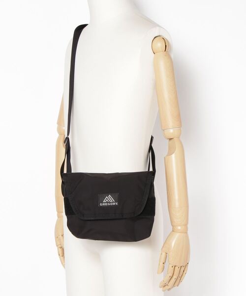 GREGORY（グレゴリー）の「TEENY MESSENGER / ティーニーメッセンジャー / ブラック（ショルダーバッグ・メンズ・ブラック・FREE）」の3枚目の写真