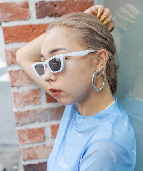 RASVOA（ラスボア）の「ＢＡＤサングラス（サングラス・レディース・ブラック/オフホワイト/ブラック系その他・FREE）」の9枚目の写真