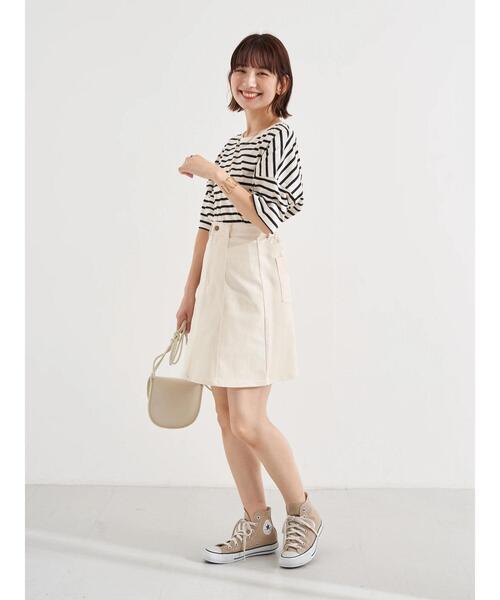 earth music&ecology（アースミュージックアンドエコロジー）の「吸水速乾サイドスリットBIGプルオーバー ＊（Tシャツ/カットソー・レディース・チャコールグレー/ブラック/ダークブラウン/オフホワイト/ブルー/ライトブラウン/ミント/ボルドー/その他7/ライトベージュ/グレイッシュベージュ/ブラック系その他4・FREE）」の18枚目の写真