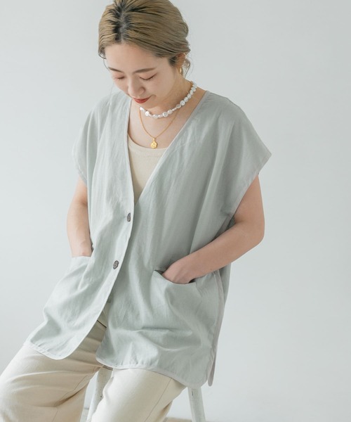 ITEMS URBANRESEARCH（アイテムズ アーバンリサーチ）の「パイピングノースリーブジャケット（その他アウター・レディース・スミクロ/アイボリー/ミント・FREE）」の3枚目の写真