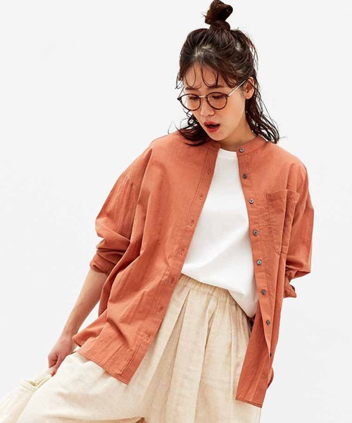 Live in comfort（リブインコンフォート）の「リブ　イン　コンフォート　サラッとはおって大人のおしゃれ　着こなしの幅も広がるコットンシアーシャツ（シャツ/ブラウス・レディース・ピンク系その他/グリーン/チャコールグレー/オレンジ系その他/ライトブルー・MEDIUM/LARGE/X-LARGE/XX-LARGE/XXX-LARGE/SMALL）」の5枚目の写真