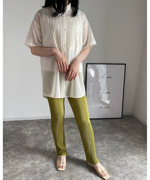 MLI'A（エムリア）の「プリーツストレートイージーパンツ（その他パンツ・レディース・ブラック/パープル/カーキ/グレー系その他/イエロー系その他・FREE）」の5枚目の写真