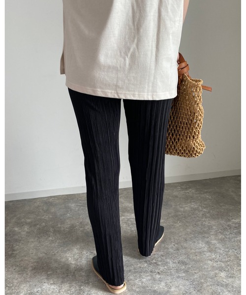 MLI'A（エムリア）の「プリーツストレートイージーパンツ（その他パンツ・レディース・ブラック/パープル/カーキ/グレー系その他/イエロー系その他・FREE）」の22枚目の写真