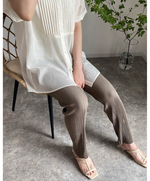 MLI'A（エムリア）の「プリーツストレートイージーパンツ（その他パンツ・レディース・ブラック/パープル/カーキ/グレー系その他/イエロー系その他・FREE）」の18枚目の写真