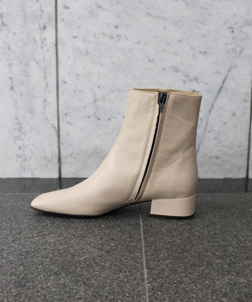 FABIO RUSCONI(ファビオルスコーニ)の「FABIO RUSCONI / I-1903-ARONA / スクエアトゥショートブーツ(ブーツ・レディース・ブラック/アイボリー・36/37/38/39)」の15枚目の写真