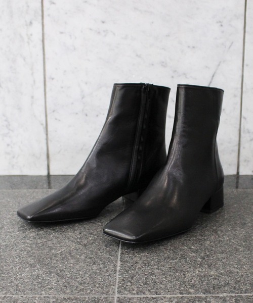 FABIO RUSCONI(ファビオルスコーニ)の「FABIO RUSCONI / I-1903-ARONA / スクエアトゥショートブーツ(ブーツ・レディース・ブラック/アイボリー・36/37/38/39)」の17枚目の写真