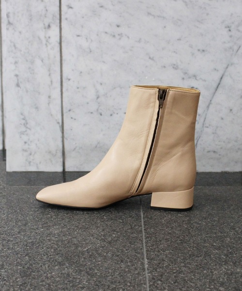 FABIO RUSCONI(ファビオルスコーニ)の「FABIO RUSCONI / I-1903-ARONA / スクエアトゥショートブーツ(ブーツ・レディース・ブラック/アイボリー・36/37/38/39)」の5枚目の写真