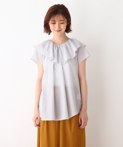 DRESKIP(ドレスキップ)の「◆ビッグフリル衿ブラウス(シャツ/ブラウス・レディース・ホワイト系5/ベージュ系その他2/ライトパープル/ネイビー系2・02/03)」の6枚目の写真