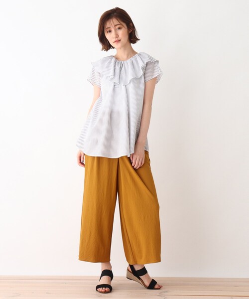 DRESKIP(ドレスキップ)の「◆ビッグフリル衿ブラウス(シャツ/ブラウス・レディース・ホワイト系5/ベージュ系その他2/ライトパープル/ネイビー系2・02/03)」の7枚目の写真