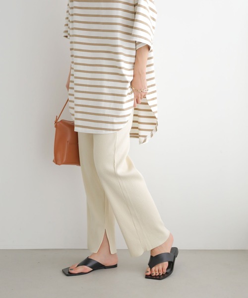 AMERICAN HOLIC(アメリカンホリック)の「裾スリットリブパンツ(その他パンツ・レディース・アイボリー/ブラック・S/L/M)」の2枚目の写真