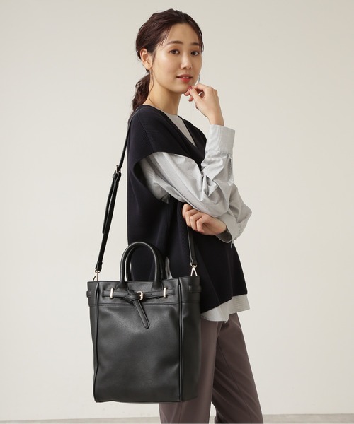 NATURAL BEAUTY BASIC（ナチュラルビューティーベーシック）の「トップベルト２ＷＡＹトート（トートバッグ・レディース・ブラック/グレー/ベージュ・ﾌﾘ-）」の9枚目の写真