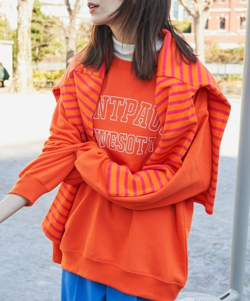 Auntie Rosa Holiday（アンティローザホリデー）の「BIGカレッジロゴスウェット（スウェット・レディース・チャコールグレー/グレー/ダークブルー/レッド/ライトグレー/オレンジ/ライトグリーン/ブルー・FREE）」の8枚目の写真