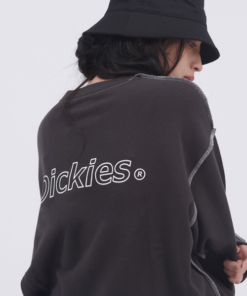 Dickies（ディッキーズ）の「Dickies/ディッキーズ コットン裏毛アウトリンキングビッグスウェット（スウェット・レディース・スミクロ/オフホワイト/パープル/ブルー・M/L）」の8枚目の写真