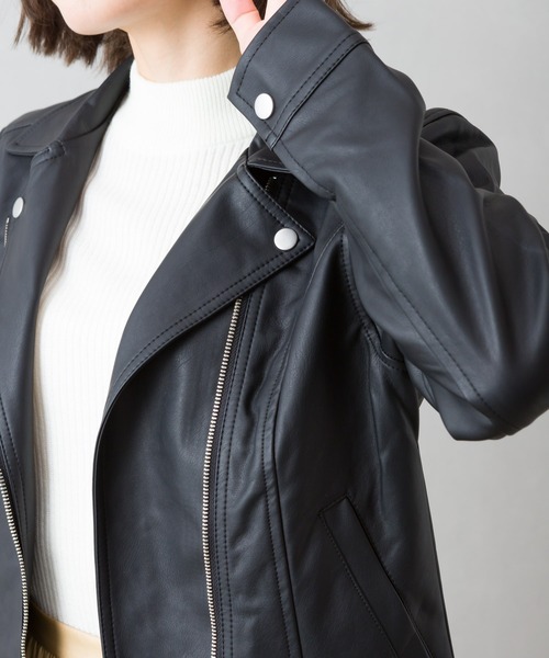 SpRay（スプレイ）の「フェイクレザーライダース（ライダースジャケット・レディース・グレイッシュベージュ/ブラック/ブラウン/モカ・FREE）」の20枚目の写真