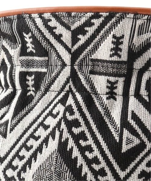 Simplicite（サンプリシテ）の「ジャガードキンチャクバッグ◆（ショルダーバッグ・レディース・ブラック/オレンジ・FREE）」の9枚目の写真