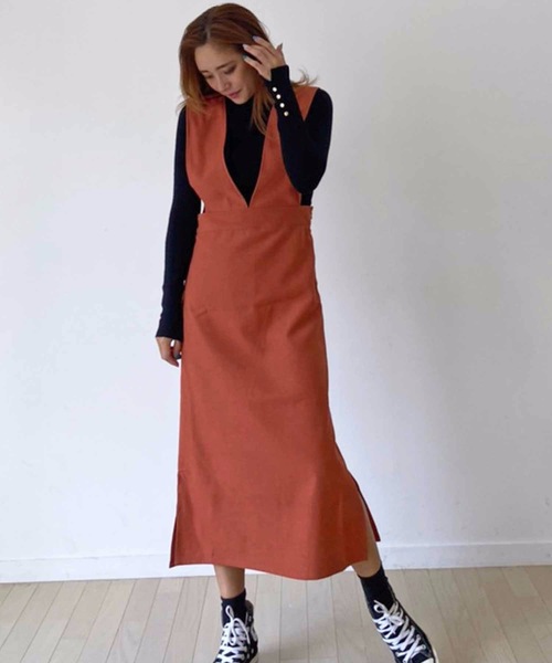 M y u(ミュー)の「【ZOZO限定アイテム】起毛ツイルジャンパースカート(ワンピース・レディース・オレンジ/ブラック・FREE)」の4枚目の写真