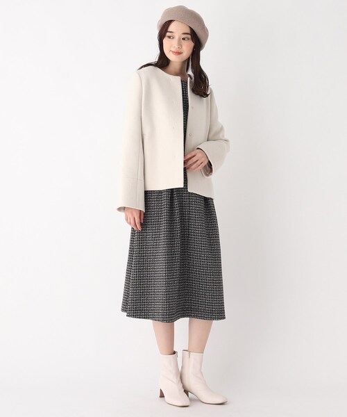 INDEX カシミヤ混　ノーカラーショートコート　インデックス　ホワイト　新品 INDEX カシミヤ混 ノーカラーショートコート インデックス