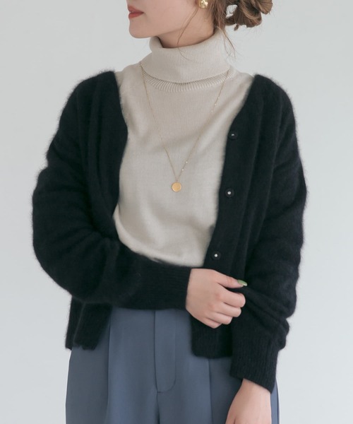 URBAN RESEARCH ROSSO WOMEN（アーバンリサーチ　ロッソ）の「ファーニット2WAYカーディガン（カーディガン/ボレロ・レディース・キャメル/ブルー系その他/ブラック・FREE）」の19枚目の写真