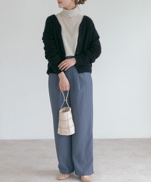 URBAN RESEARCH ROSSO WOMEN（アーバンリサーチ　ロッソ）の「ファーニット2WAYカーディガン（カーディガン/ボレロ・レディース・キャメル/ブルー系その他/ブラック・FREE）」の21枚目の写真