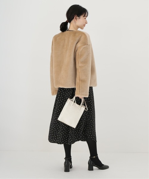 La TOTALITE（ラトータリテ）の「エコファー2WAYショートブルゾン◆（ブルゾン・レディース・ベージュ・FREE）」の10枚目の写真