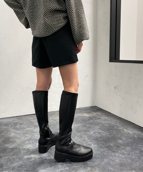 apres jour mignon（アプレジュールミニョン）の「センターシームショートパンツ【ZOZOTOWN限定アイテム】（その他パンツ・レディース・ブラック/その他/グリーン・X-LARGE/フリー）」の7枚目の写真