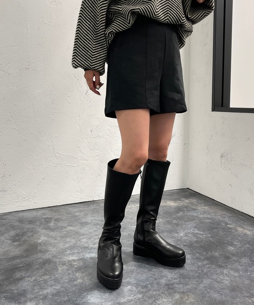 apres jour mignon（アプレジュールミニョン）の「センターシームショートパンツ【ZOZOTOWN限定アイテム】（その他パンツ・レディース・ブラック/その他/グリーン・X-LARGE/フリー）」の4枚目の写真