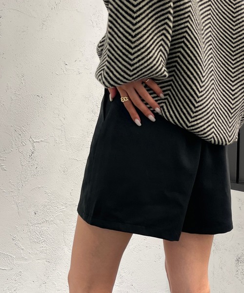 apres jour mignon（アプレジュールミニョン）の「センターシームショートパンツ【ZOZOTOWN限定アイテム】（その他パンツ・レディース・ブラック/その他/グリーン・X-LARGE/フリー）」の13枚目の写真