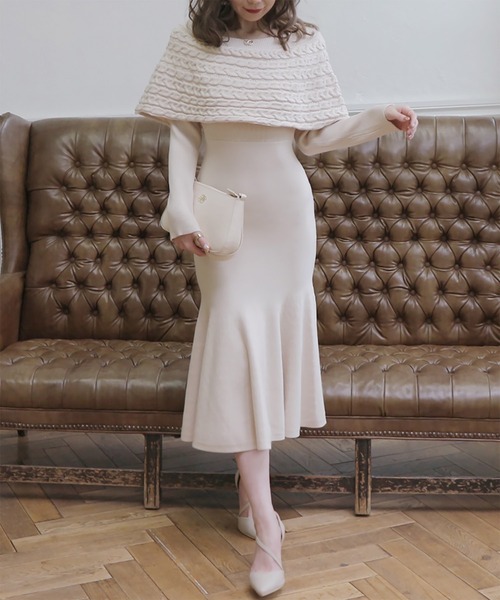 タートル ホワイト ニット ワンピース ケーブル オフショル オフショルケーブルマーメイドニットワンピース（ワンピース