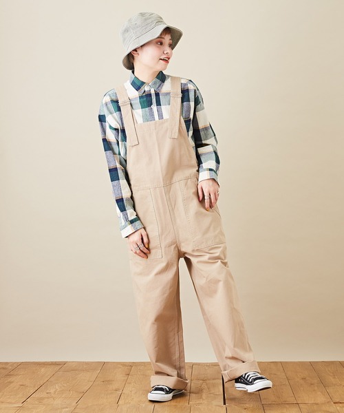 CUBE SUGAR（キューブシュガー）の「オックス 無地 サロペットパンツ（サロペット/オーバーオール・レディース・ベージュ/オレンジ/グリーン・M）」の6枚目の写真