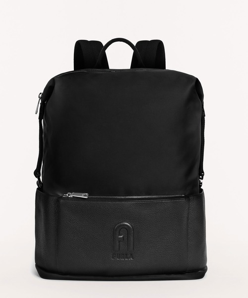 現行モデル　FURLA フルラ　リュック　URBAN BACKPACK バックパック M MOKA+NERO Man Urban | Furla JP