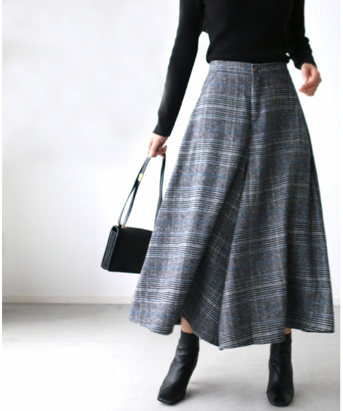 コーデの主役に グレンチェックフレアパンツ その他パンツ Pave パンツ Style エーレスタイル のその他パンツ コーデの主役に グレンチェック フレアパンツ Sko を購入できます French Ehre Style エーレスタイル のファッション