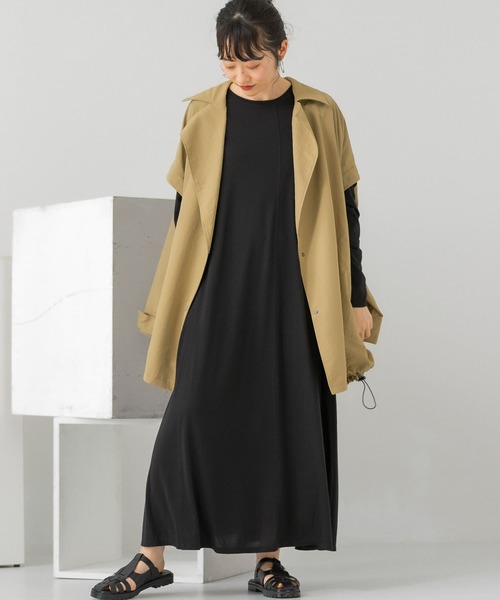 KBF（ケイビーエフ）の「アシメステッチフレアワンピース（ワンピース・レディース・ブラック/オフホワイト/アイボリー・ONE）」の7枚目の写真