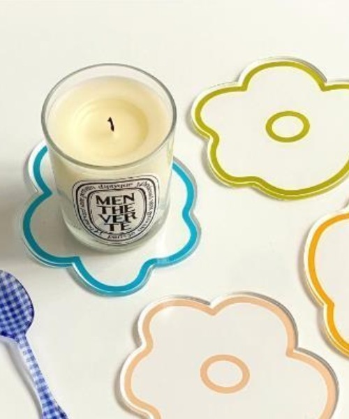 Made in I（メイドインアイ）の「アクリルフラワーモチーフコースター（ランチョンマット/テーブルウェア・レディース・ピンク/イエロー/オレンジ/ブルー/グリーン・FREE）」の9枚目の写真