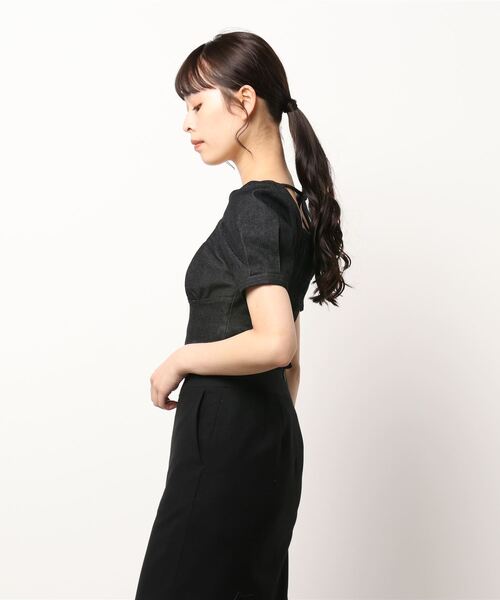 ANDGEEBEE（アンジービー）の「パフスリーブデニムトップス（その他トップス・レディース・ブラック/インディゴブルー・MEDIUM）」の4枚目の写真