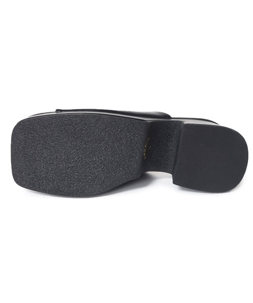 w closet（ダブルクローゼット）の「リングジッパーミュール（サンダル・レディース・ブラウン/ブラック/ホワイト・M/L）」の14枚目の写真