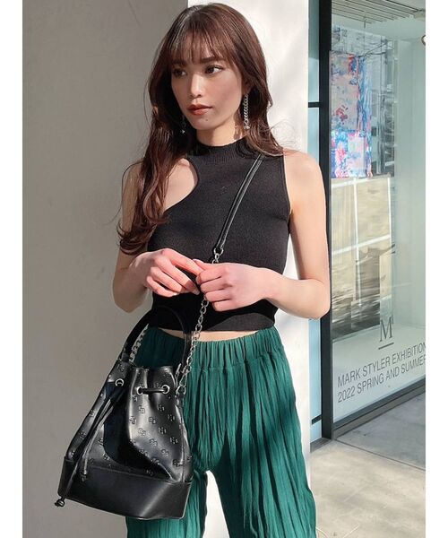 GYDA(ジェイダ)の「GG PATTERN エンボス2WAY drewstringバッグ(ハンドバッグ・レディース・オフホワイト/ブラック・FREE)」の13枚目の写真