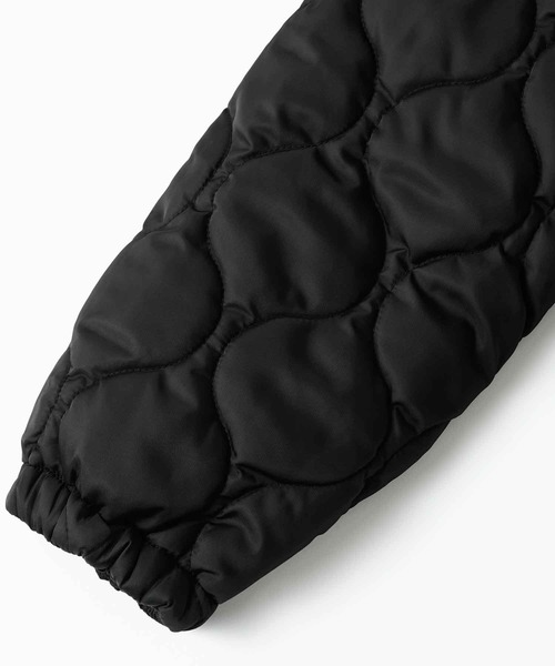 X-girl(エックスガール)の「REVERSIBLE QUILTED JACKET(ナイロンジャケット・レディース・ホワイト/ブラック/グリーン・M/S)」の17枚目の写真