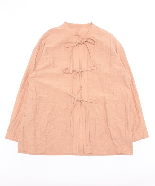 yuni(ユニ )の「Slub Cotton/Nylon ribon shirt jacket(ノーカラージャケット・レディース・ホワイト/ブラック/ピンクベージュ・FREE)」の11枚目の写真