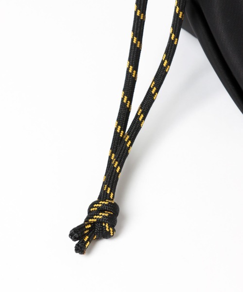 LEPSIM(レプシィム)の「ナイロンキンチャクショルダー 344083(ショルダーバッグ・レディース・オレンジ/カーキ/ブラック・ONE SIZE)」の15枚目の写真