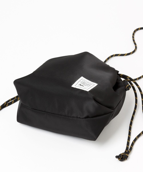 LEPSIM(レプシィム)の「ナイロンキンチャクショルダー 344083(ショルダーバッグ・レディース・オレンジ/カーキ/ブラック・ONE SIZE)」の17枚目の写真