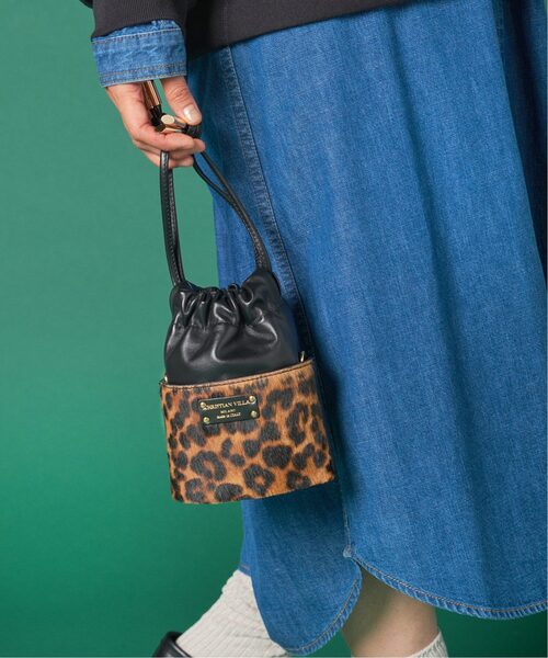 CHRISTIAN VILLA（クリスチャンヴィラ）の「■【CHRISTIAN VILLA /クリスチャン ヴィラ】ミニショルダー：バッグ（ショルダーバッグ・レディース・ブラック/ブラウン・FREE）」の2枚目の写真