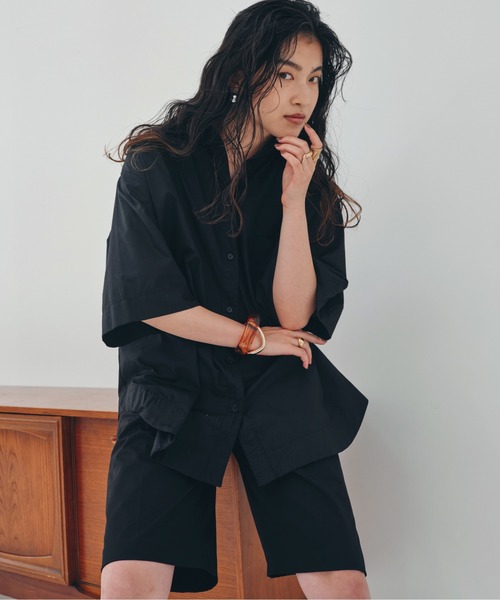 HANNE(アン)の「オーバーサイズハーフシャツ(シャツ/ブラウス・レディース・ホワイト/ブラック/ブルー・フリー/FREE)」の7枚目の写真