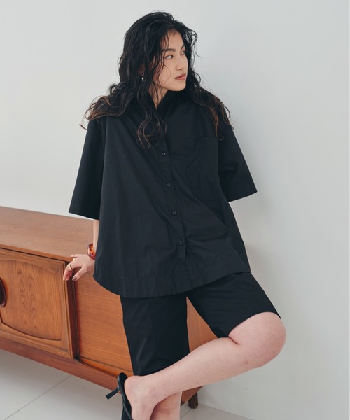 HANNE(アン)の「オーバーサイズハーフシャツ(シャツ/ブラウス・レディース・ホワイト/ブラック/ブルー・フリー/FREE)」の8枚目の写真