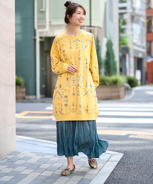 チチカカ（チチカカ）の「インディアンプリントスウェットワンピース（ワンピース・レディース・ブラック/ベージュ/イエロー・FREE）」の18枚目の写真