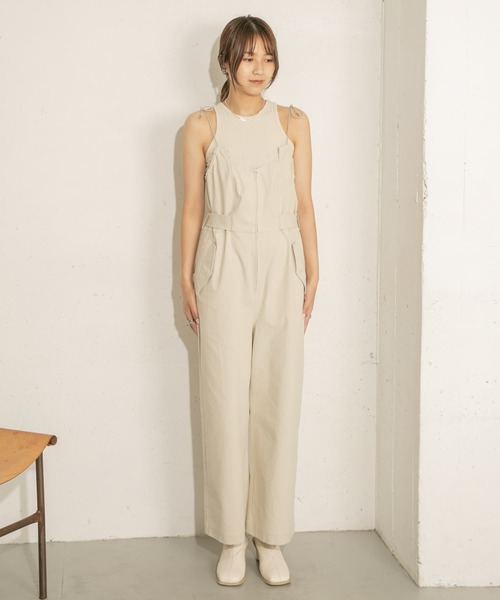 KBF(ケイビーエフ)の「ドローコードサロペット(サロペット/オーバーオール・レディース・ネイビー/ライトベージュ・ONE)」の7枚目の写真