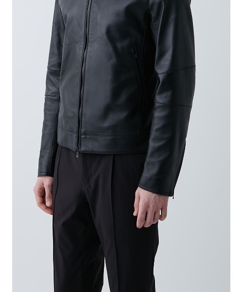 AOURE（アウール）の「シングルレザーライダース（ライダースジャケット・メンズ・ブラック・LARGE/X-LARGE/MEDIUM/SMALL）」の8枚目の写真