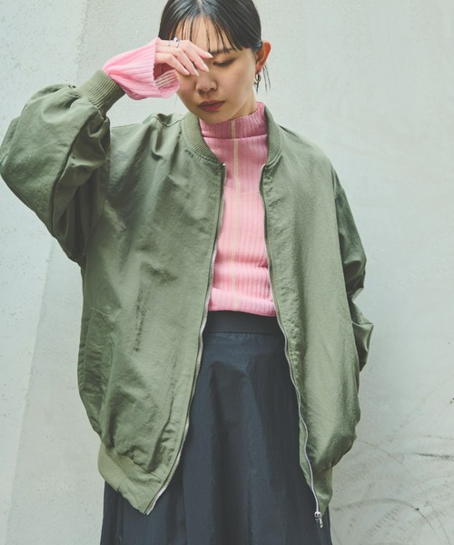 Aunt Marie's(アントマリーズ)の「オーバーサイズMA-1(MA-1・レディース・ブラック/カーキ/アイボリー・FREE)」の19枚目の写真