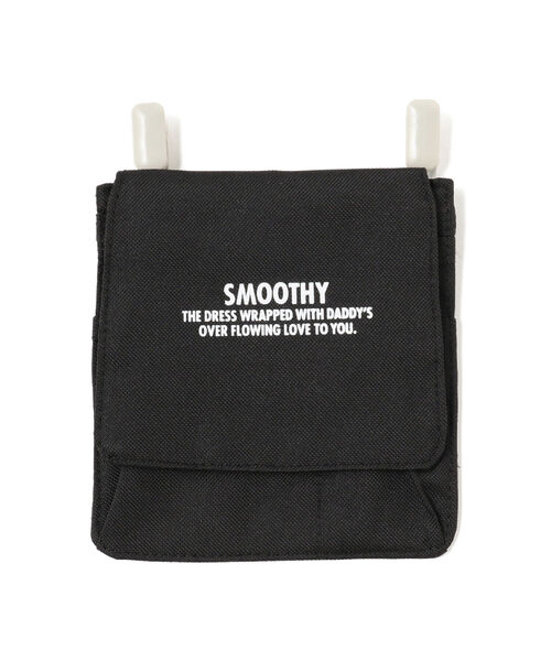 こども ビームス(コドモビームス)の「SMOOTHY / 外付け ポーチ(ポーチ・キッズ・ブラック/オリーブ・ONE SIZE)」の2枚目の写真